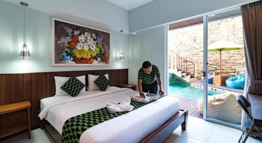 Hadi Poetra Hotel Kuta  Exterior photo