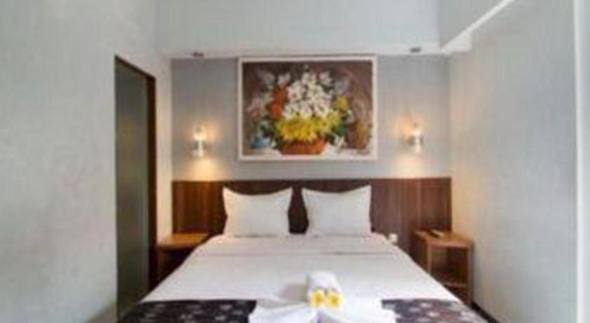 Hadi Poetra Hotel Kuta  Exterior photo